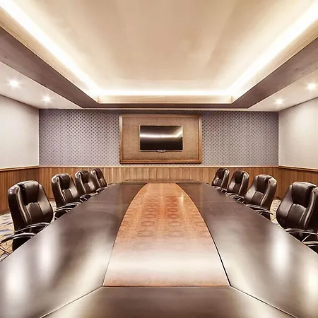 The Corner Hotel Sincan