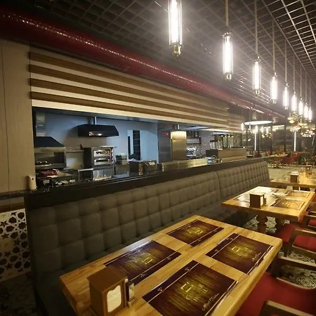 The Corner Otel Sincan
