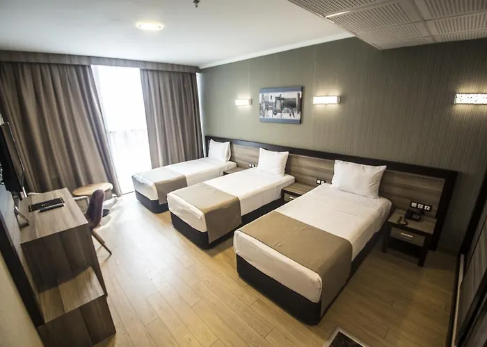 The Corner Hotel Sincan